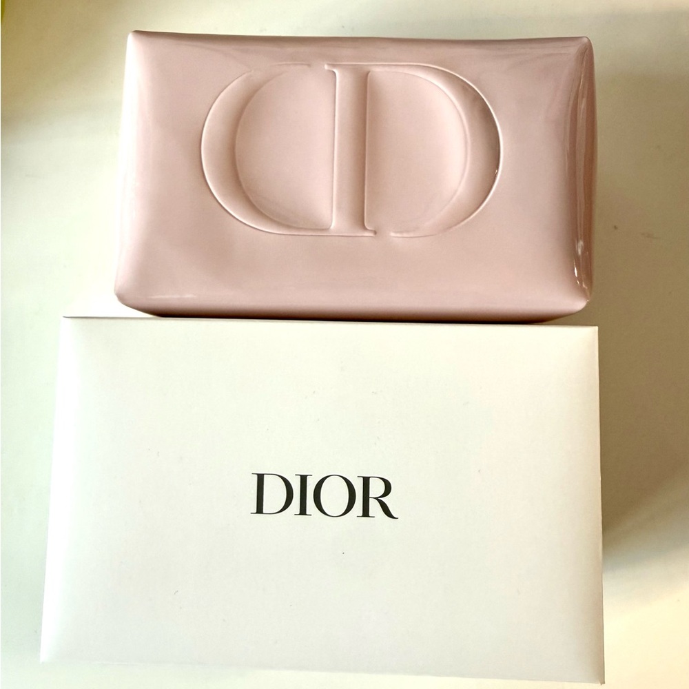 NIB Dior Patent Blush Pink Cosmetic Case